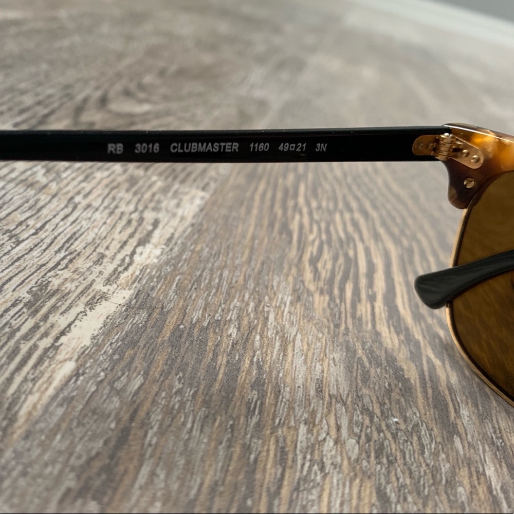 Ray Ban Sunglasses - Picture 3 of 4